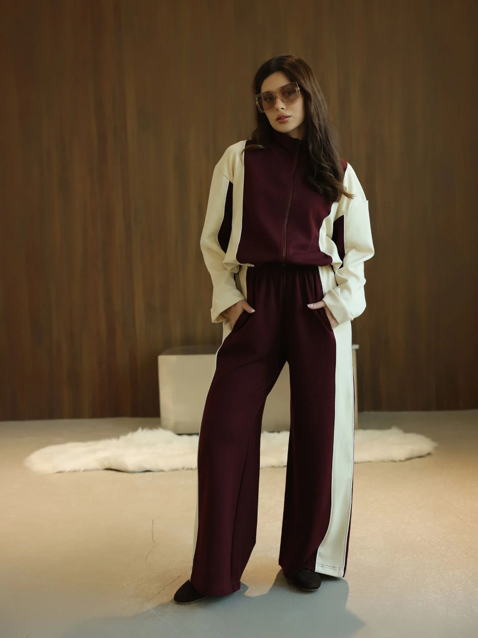 Signora Maroon And Cream Softstreme Pull Over Sweat Shirt - Image 7