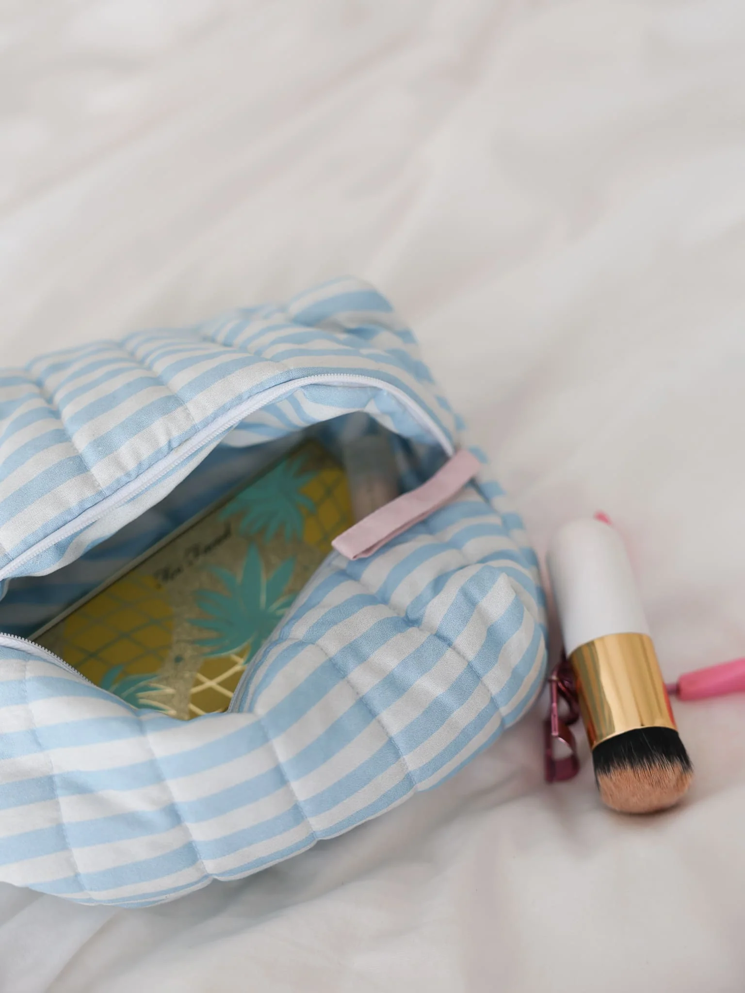 Snoozie Makeup Pouch - Image 3