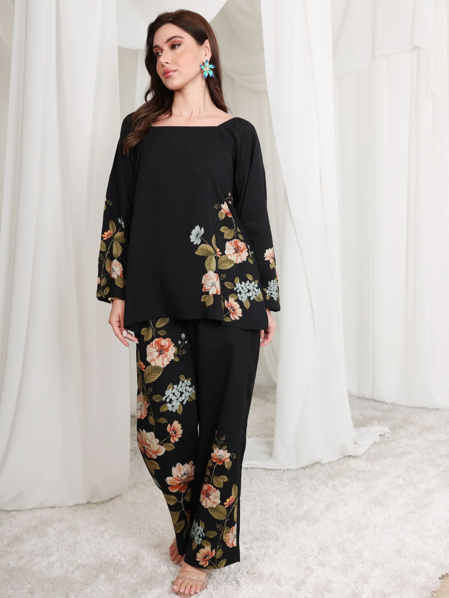 Sophus Floral Bunch Black Pants - Image 6