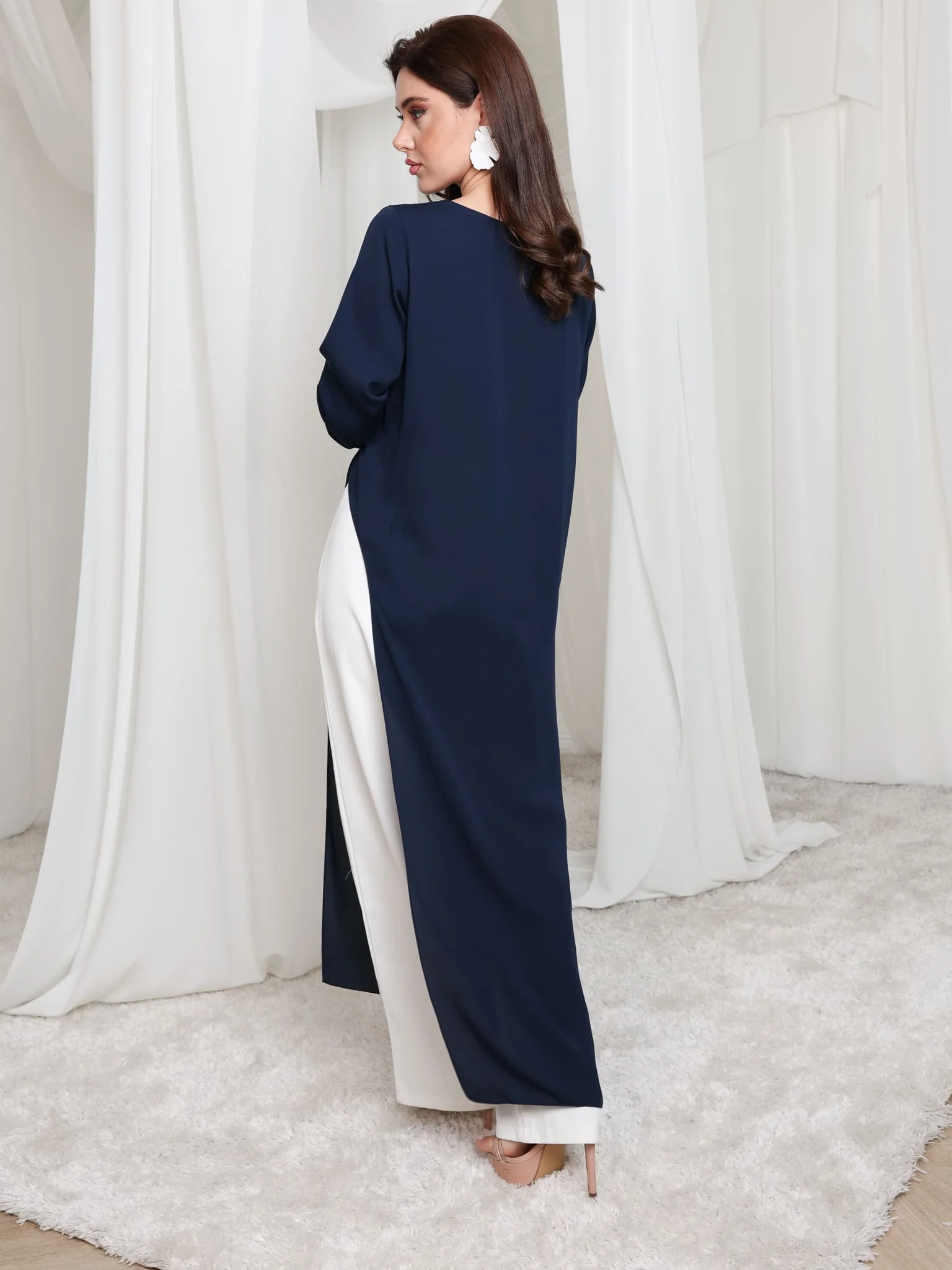 Strath Long Navy Blue Tunic - Image 3