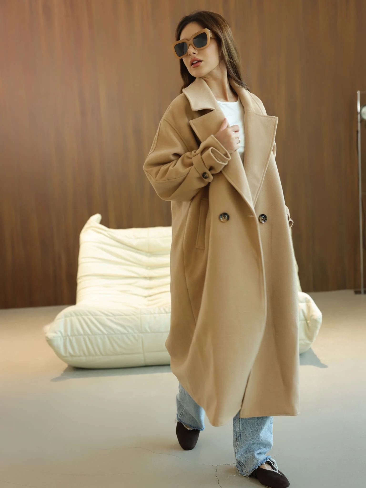 Vela Long Winter Beige Coat - Image 8
