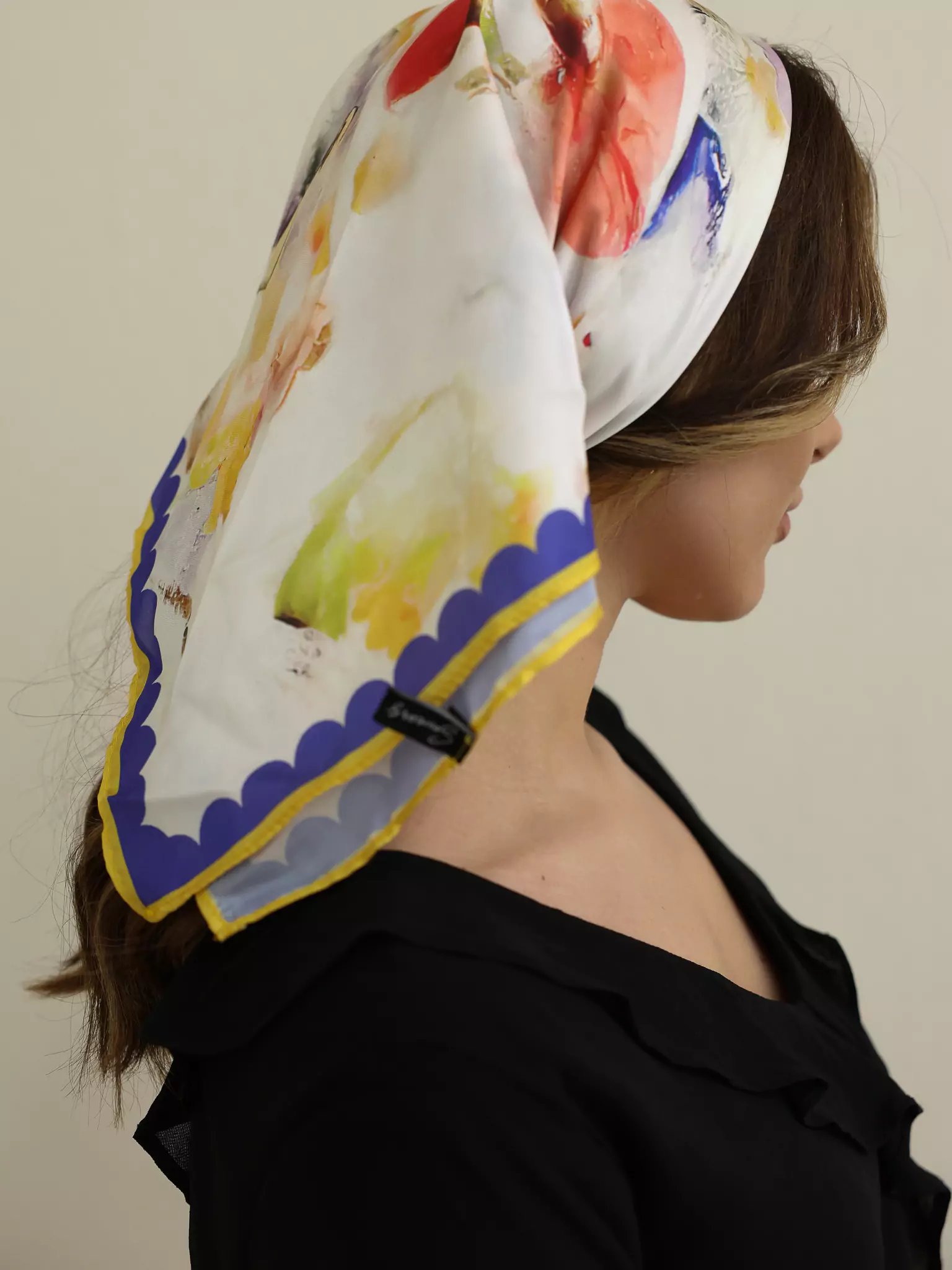 Watercolor Pattern Scarf - Image 3